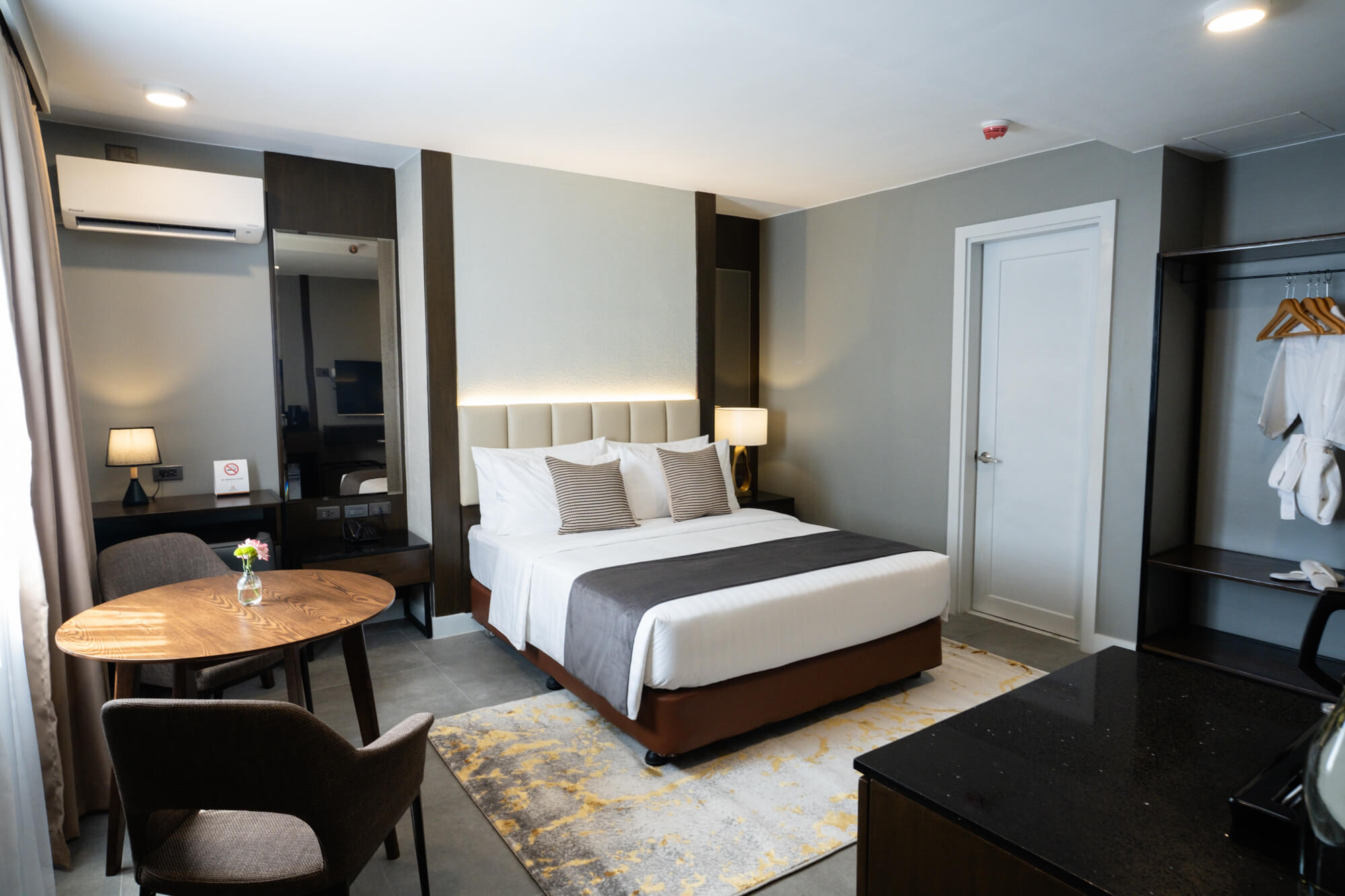 Hotel Rooms in Cebu City